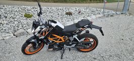 KTM Duke 390