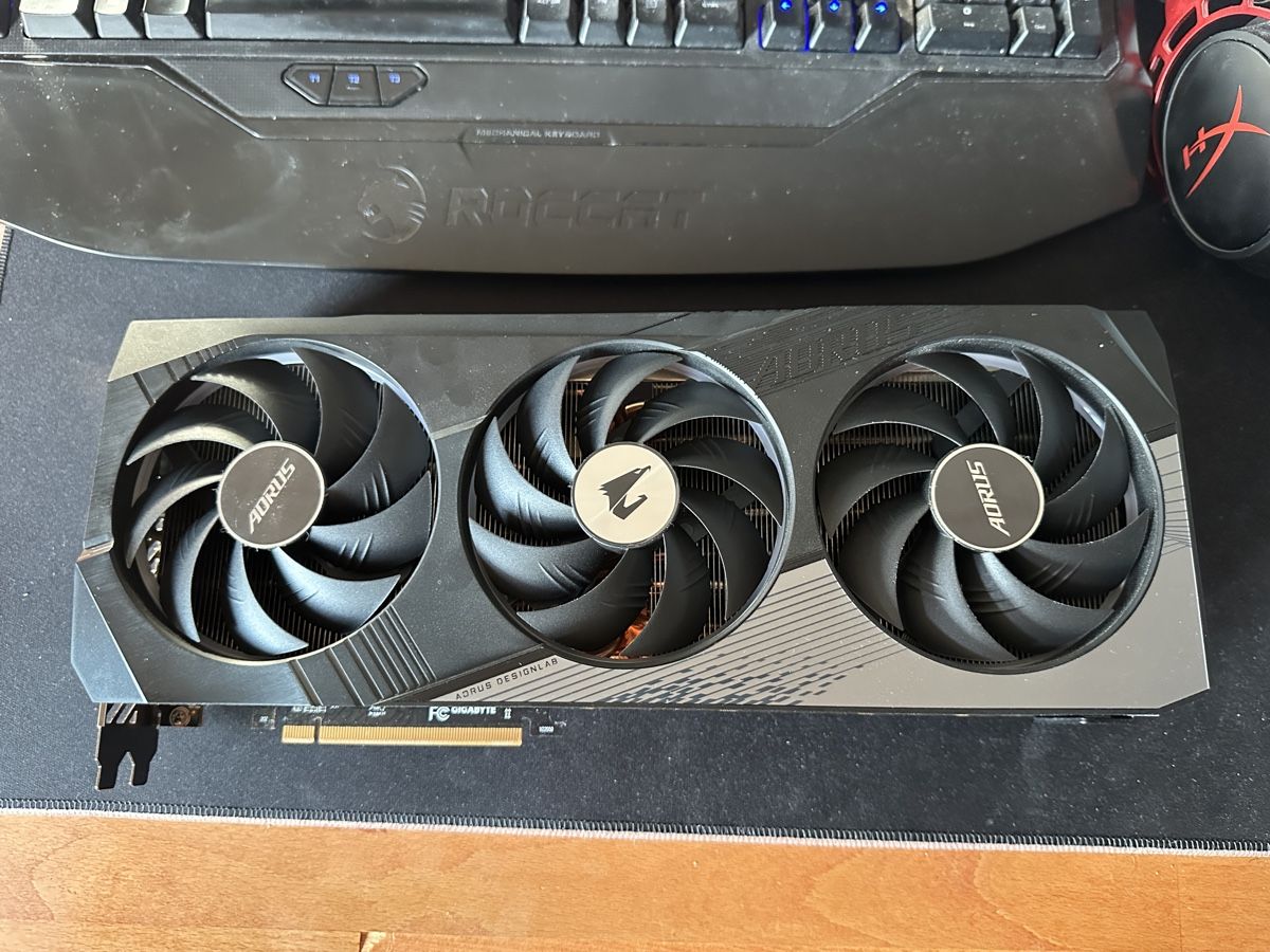 Gigabyte Grafikkarten: Gigabyte Radeon RX7900XTX Aorus Elite – Gebraucht aus Linden von cdv_2qwk