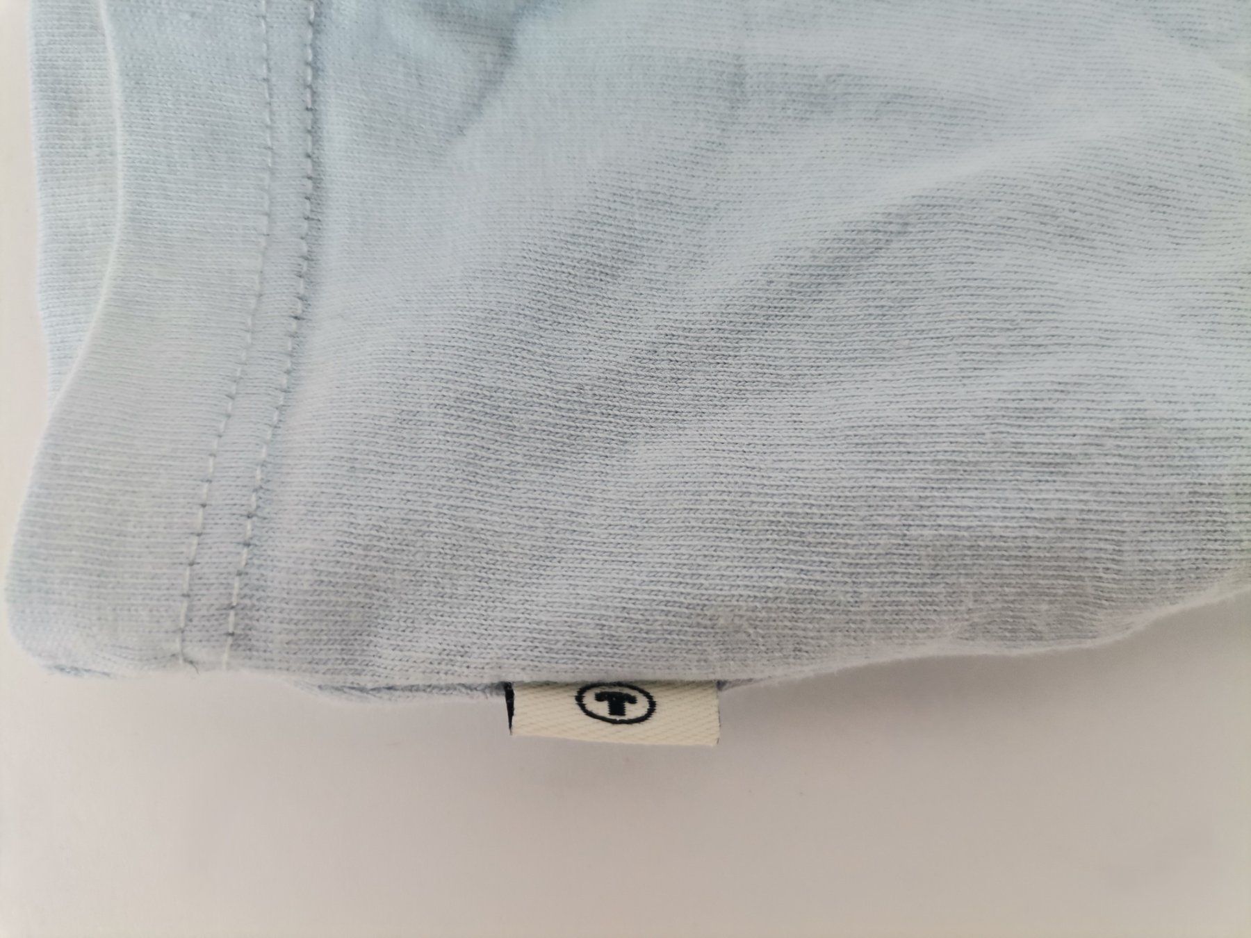 Tom Tailor Blusen, T-Shirts & Tops: TOM TAILOR Langarmshirt Mädchen Gr. 92/98 – Gebraucht aus Schaffhausen von Restwert_SH 4
