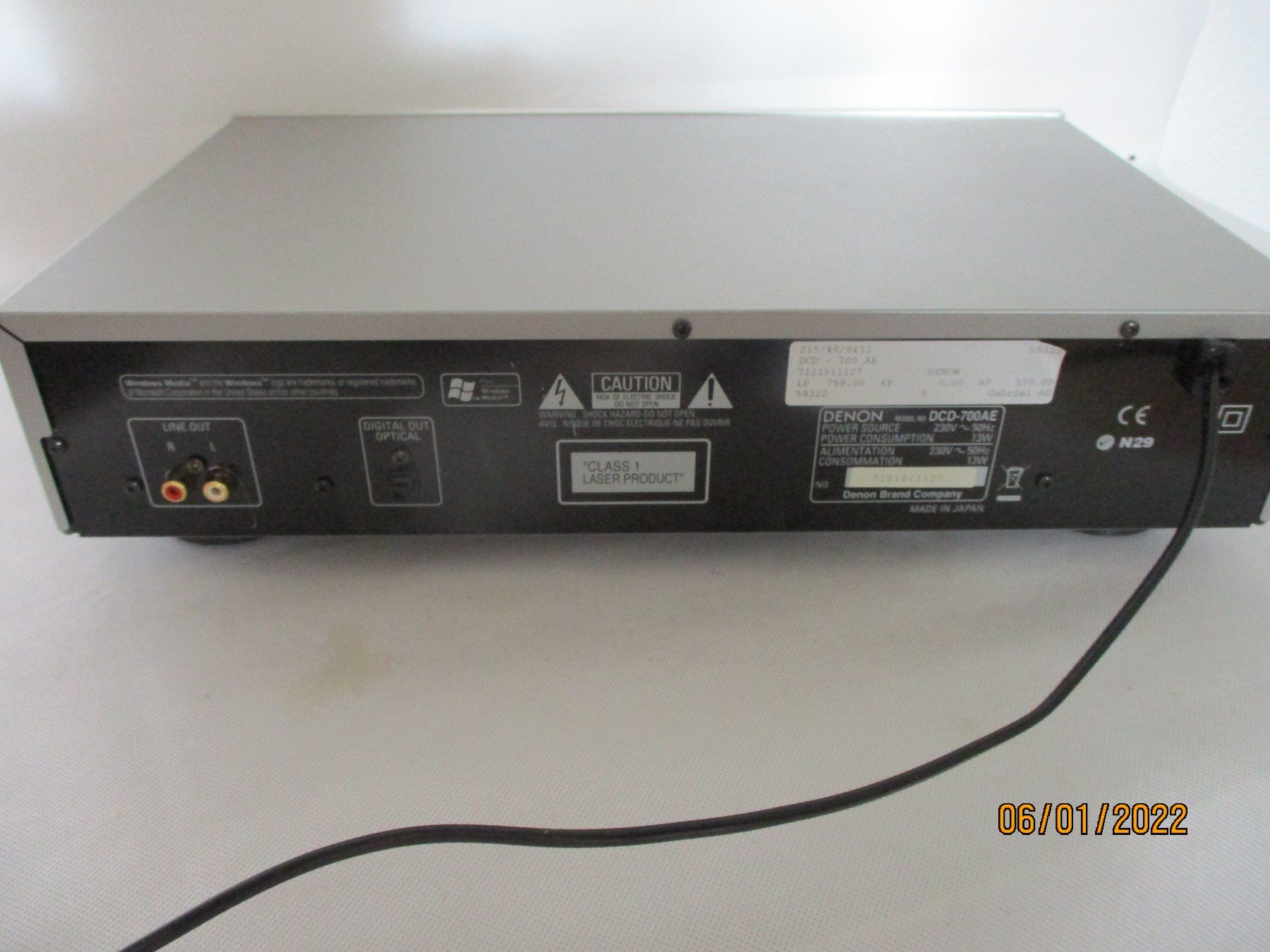 Denon Lettore multimediale & Streamer: Denon DCD-700AE CD-Player mit MP3 in Silber – Usato da Liestal venduto da Disc-Point 5