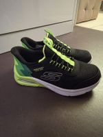 Skechers Microspec Max-Brisk-Stripe, Gr. 32, neuwertig!