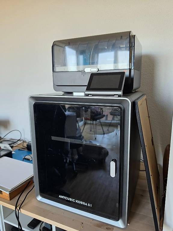 Anycubic Stampanti 3D: 3D-Drucker Anycubic Kobra S1 Combo mit Farbwechsler – Usato da St. Gallen venduto da Klemensa