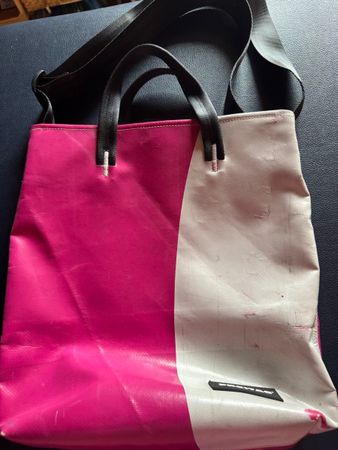 Freitag Tasche pink weiss