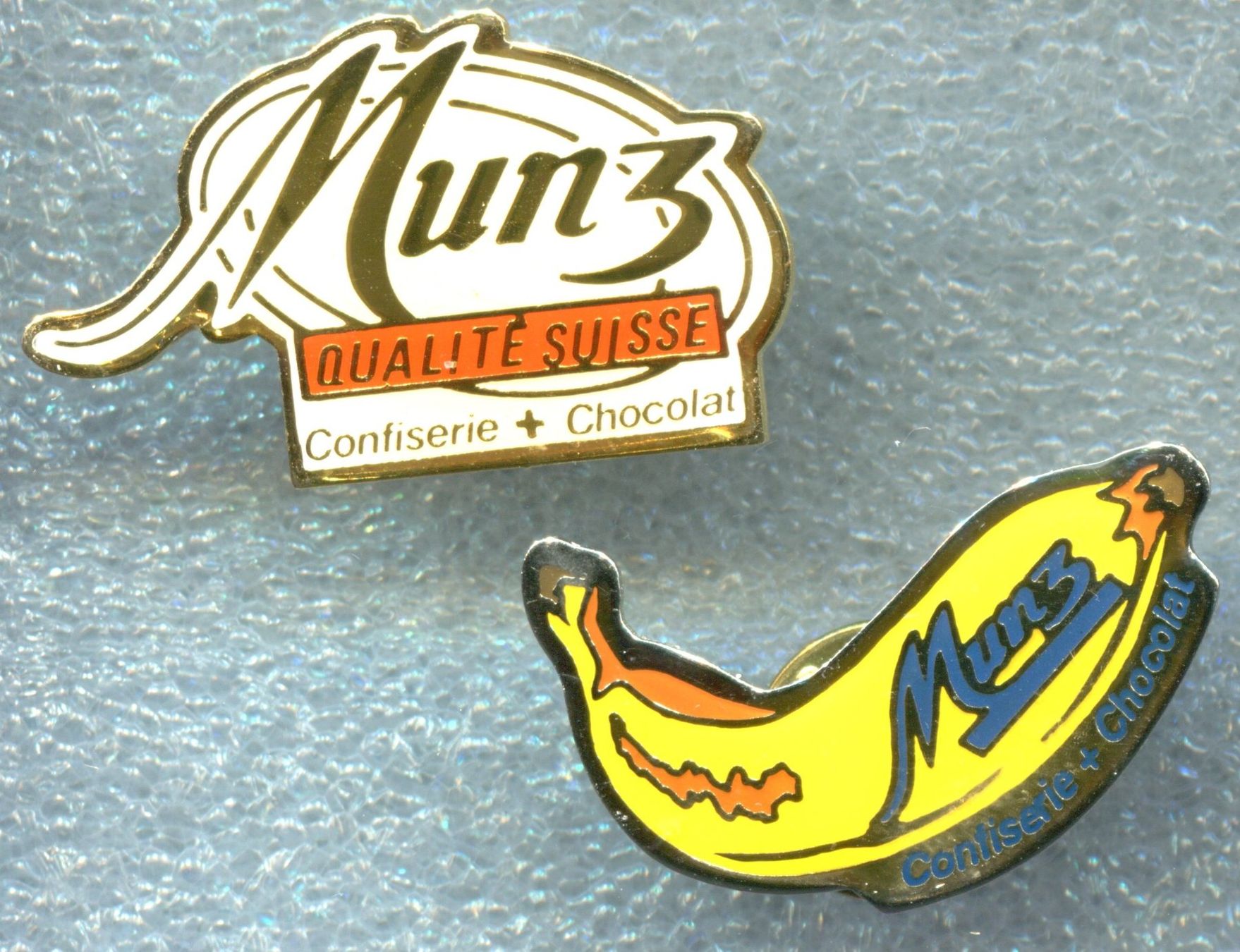 Plaquettes & Badges: 2 Pins  Munz  Schokolade – D'occasion à Winterthur par Sammleroase