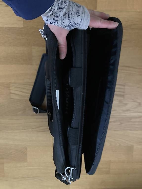 Borse: Laptoptasche – Usato da St. Gallen venduto da mue_2nxv 1