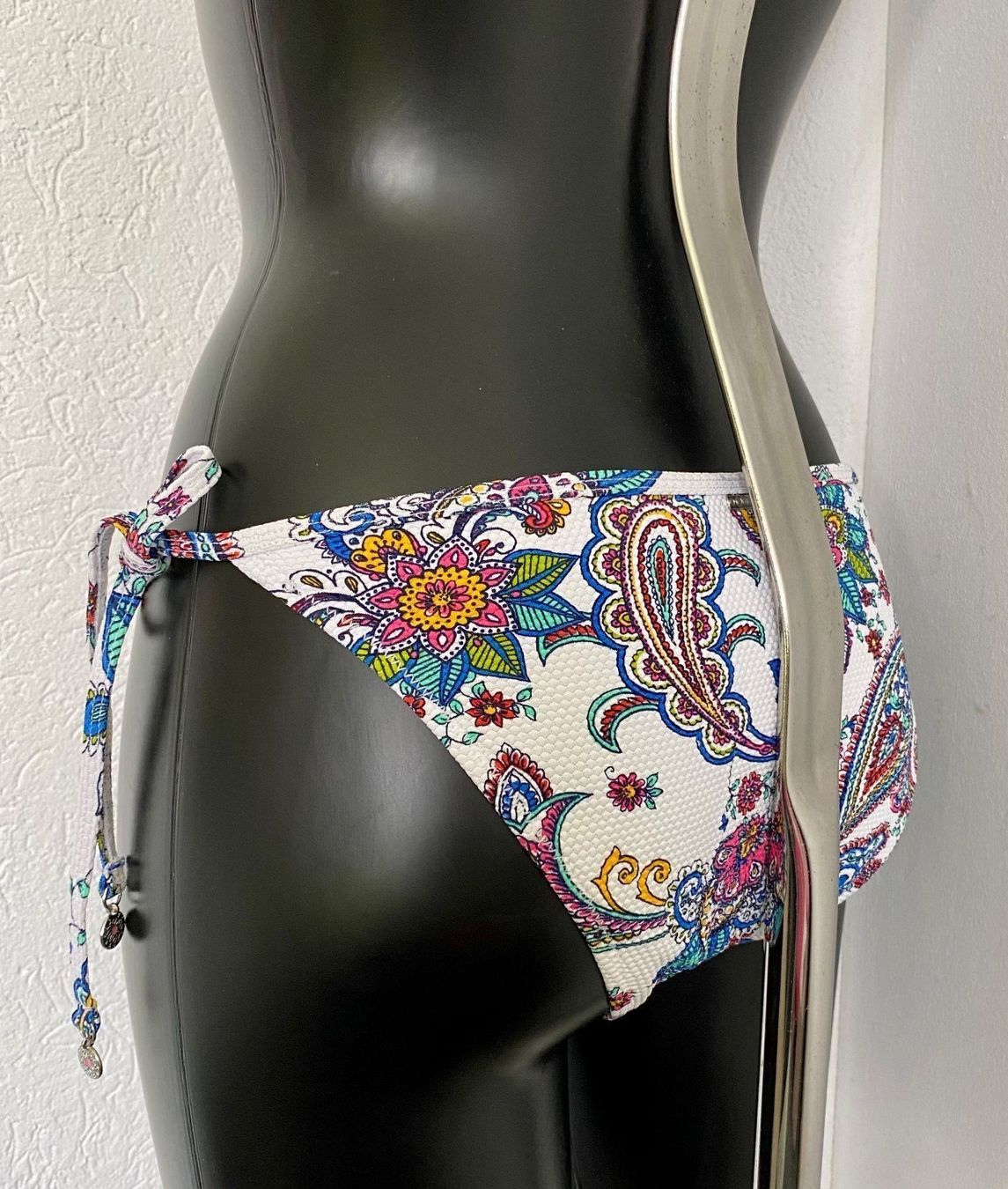 Costumi da bagno & Bikini: Gr L > 38 Bikini Hose Paisley – Nuovo e nell'imballaggio originale da Rickenbach b. Wil venduto da sunneschii_ 2
