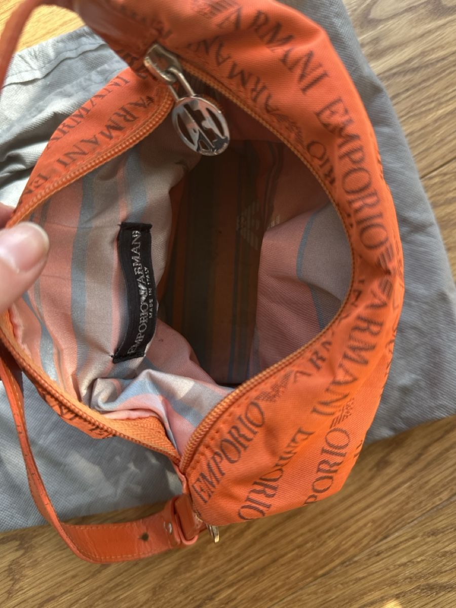 Armani Borse: Vintage Armani Tasche Orange – Usato da Laufen venduto da BABA812 1
