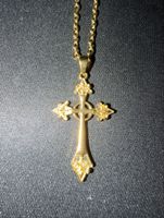 Collier croix doré