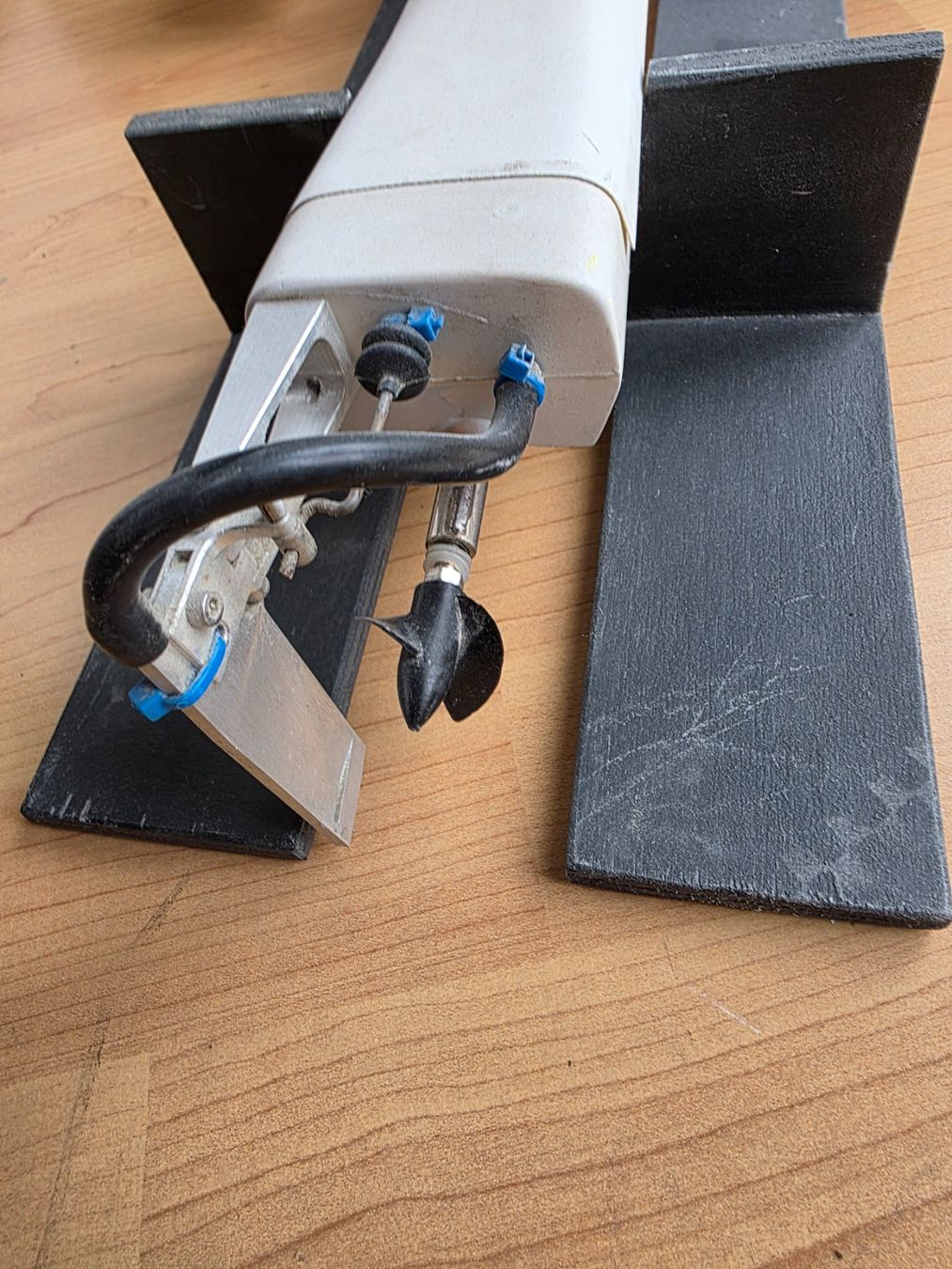 RC Kits de montage: schnelles Motorboot – D'occasion à Oberkulm par die-super-five 4
