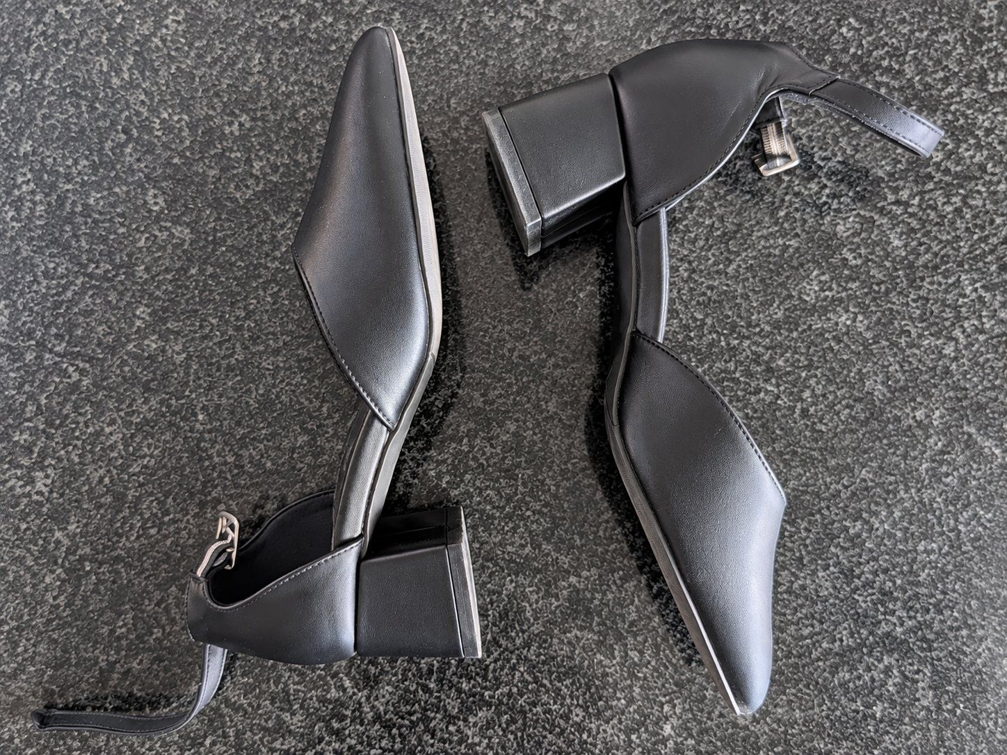 Scarpe da donna: Slingback Schuhe Grösse 36/37 – Usato da Lausen venduto da Nat_93