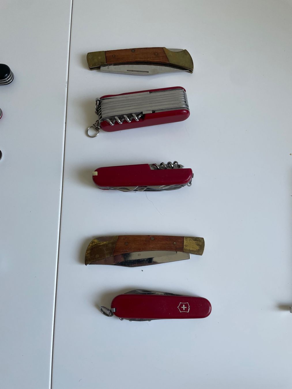 Taschenmesser: Diverse Taschenmesser – Gebraucht aus Dällikon von buyandbehappy 1