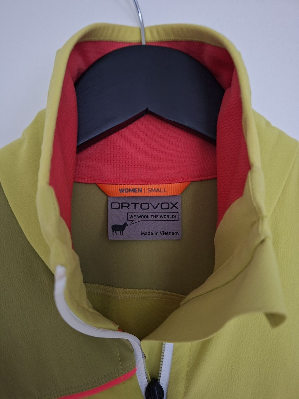 Ortovox Gilet & Giacche senza maniche: Ortovox Weste neuwertig  – Nuovo (secondo la descrizione) da Zäziwil venduto da jan_mj57 1