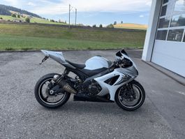 Suzuki GSX-R 1000 K8 Frisch ab MFK 07.2026