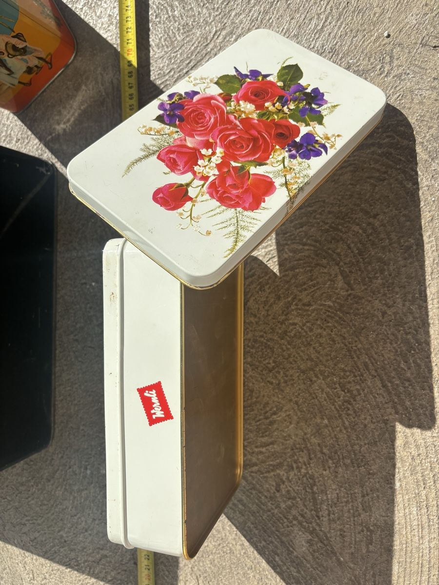 Zuckerdosen: Blechdose Rosenmotiv weiss verziert – Gebraucht aus Frauenfeld von Fubech 1