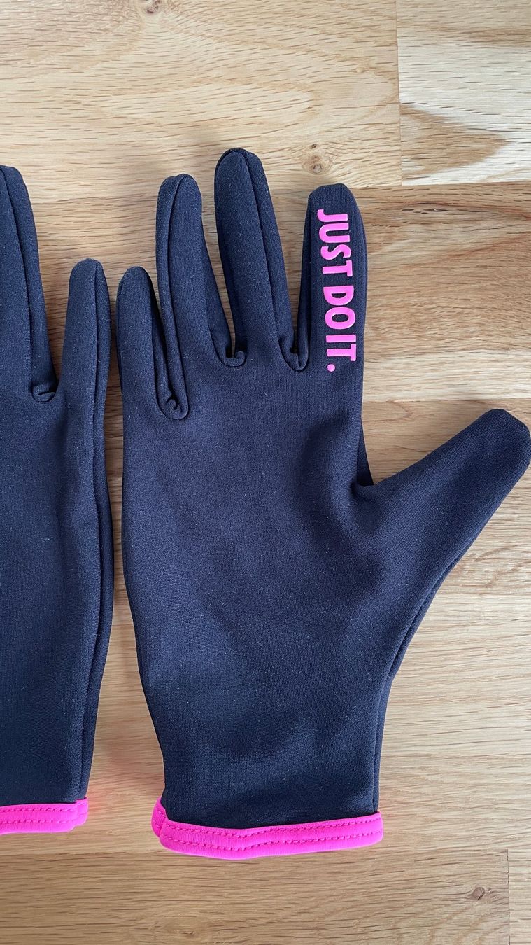 Nike Gants & mitaines : Jogging-Handschuhe Nike – Neuf (Voir description) à Burgdorf par Crown. 1
