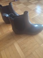 Schicke schwarze Gummistiefel, Grösse 37, für Regenwetter