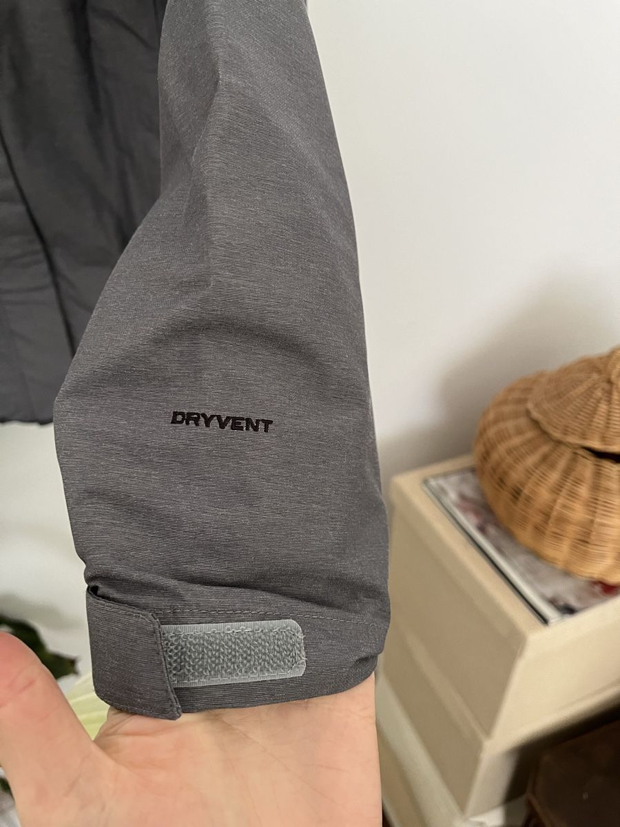 North Face Jacken: Regenjacke von TheNorthFace – Gebraucht aus Zürich von jul_5lt7 2