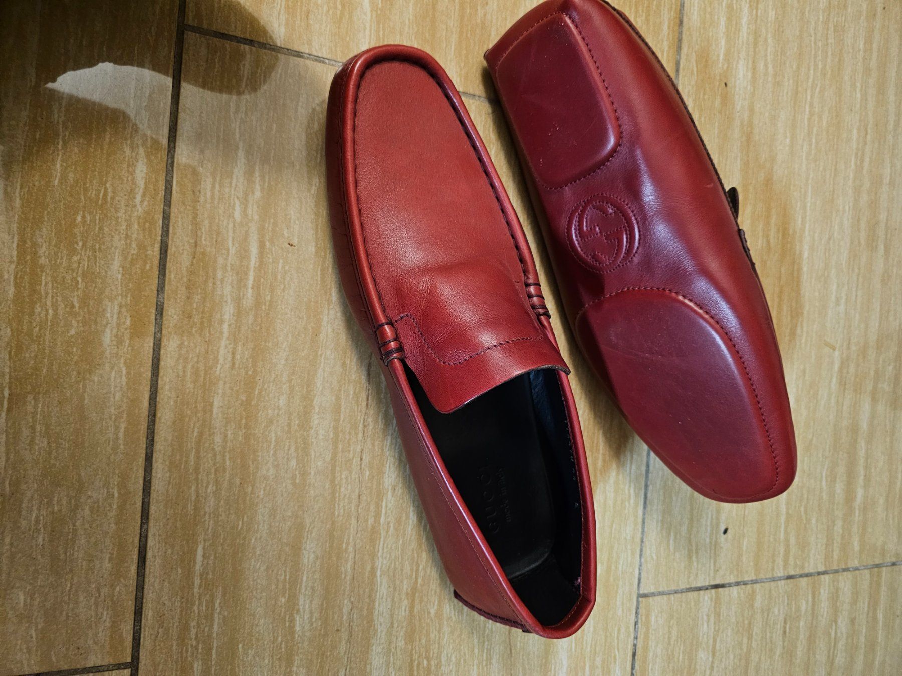 Gucci Scarpe da uomo: 2x new gucci rot Leder schuhe – Nuovo (secondo la descrizione) da Göschenen venduto da Svjaciar 1