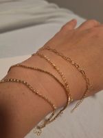 4 bracelets