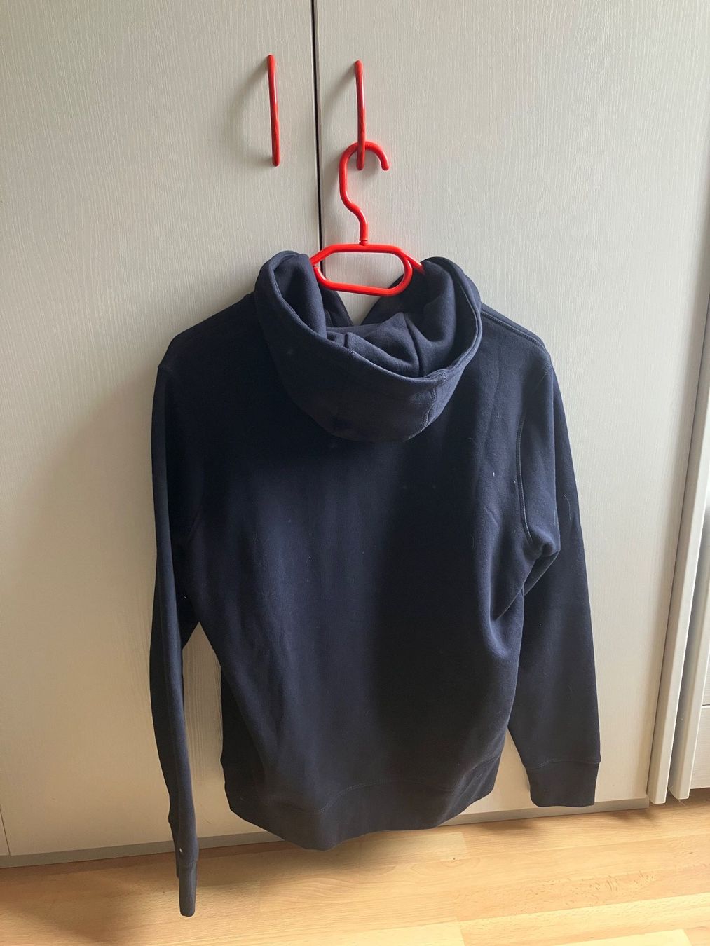 Tommy Hilfiger Maglioni & Felpe: Pull Tommy Hilfiger, taille M – Nuovo (secondo la descrizione) da Ecublens VD venduto da axe_2b9x 1