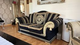 Massives Zwei-sitzer Sofa und 2 Sessel in Versace Style