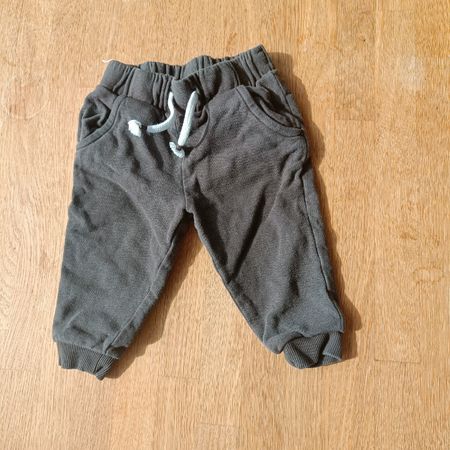 Trainerhose Grösse 74