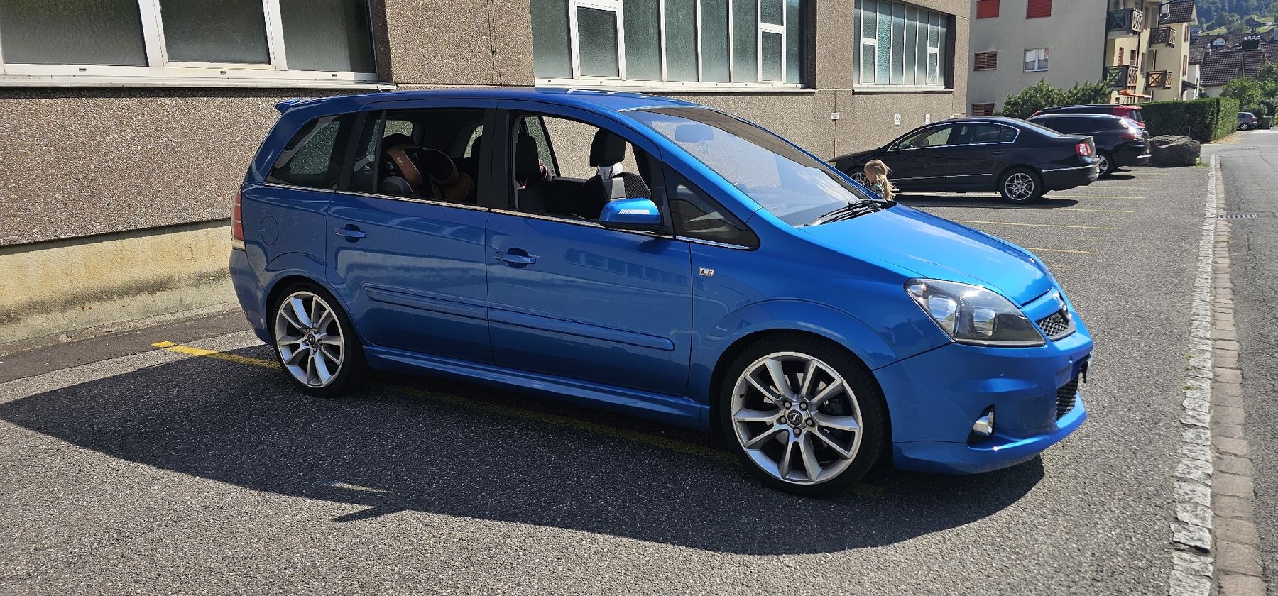 Opel Automobili: Opel Zafira B OPC – Usato da Azmoos venduto da Jadejo 1