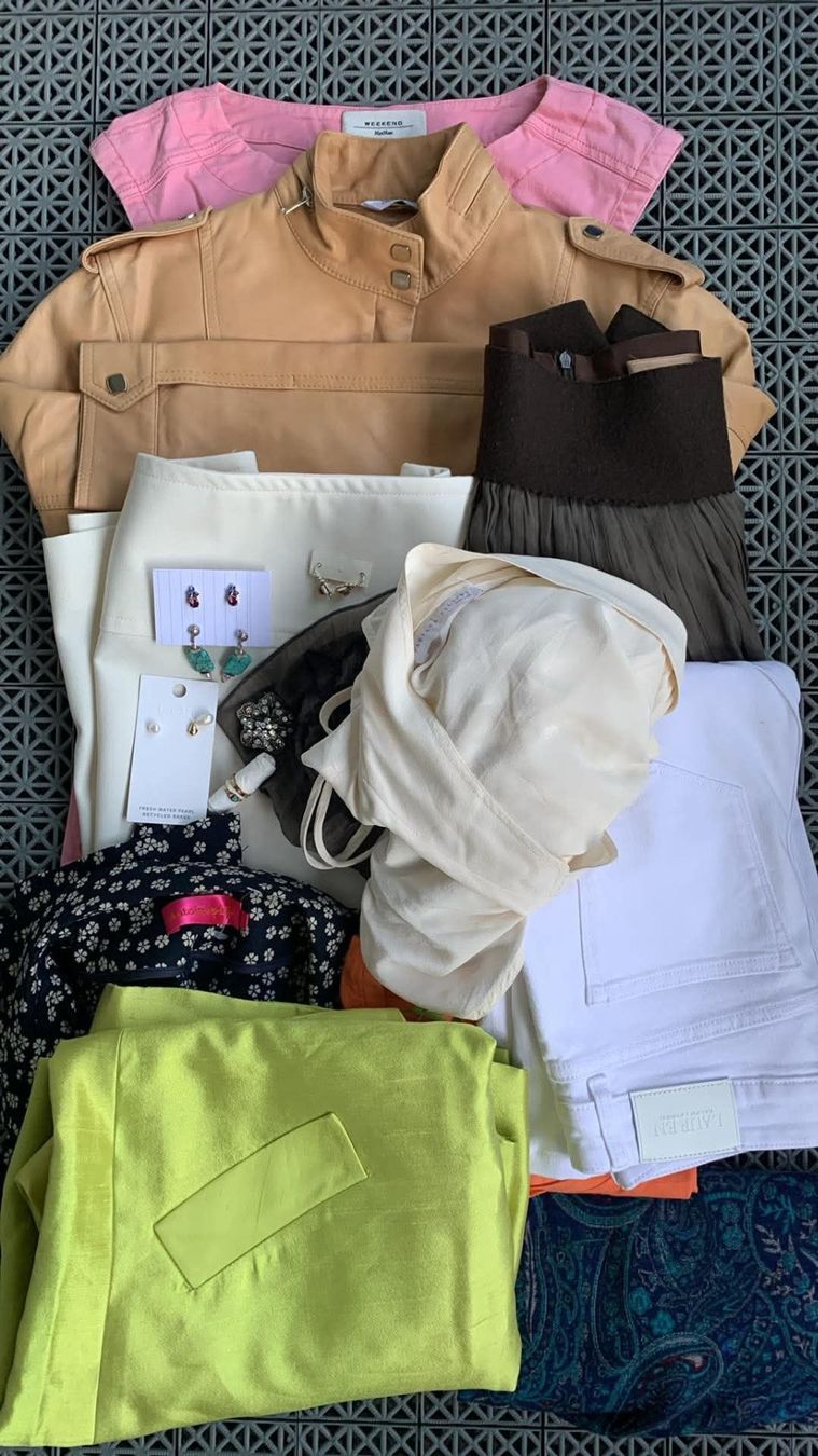 Kleiderpakete: Kleider Marken Paket  S/M – Gebraucht aus Bern von waves0 1