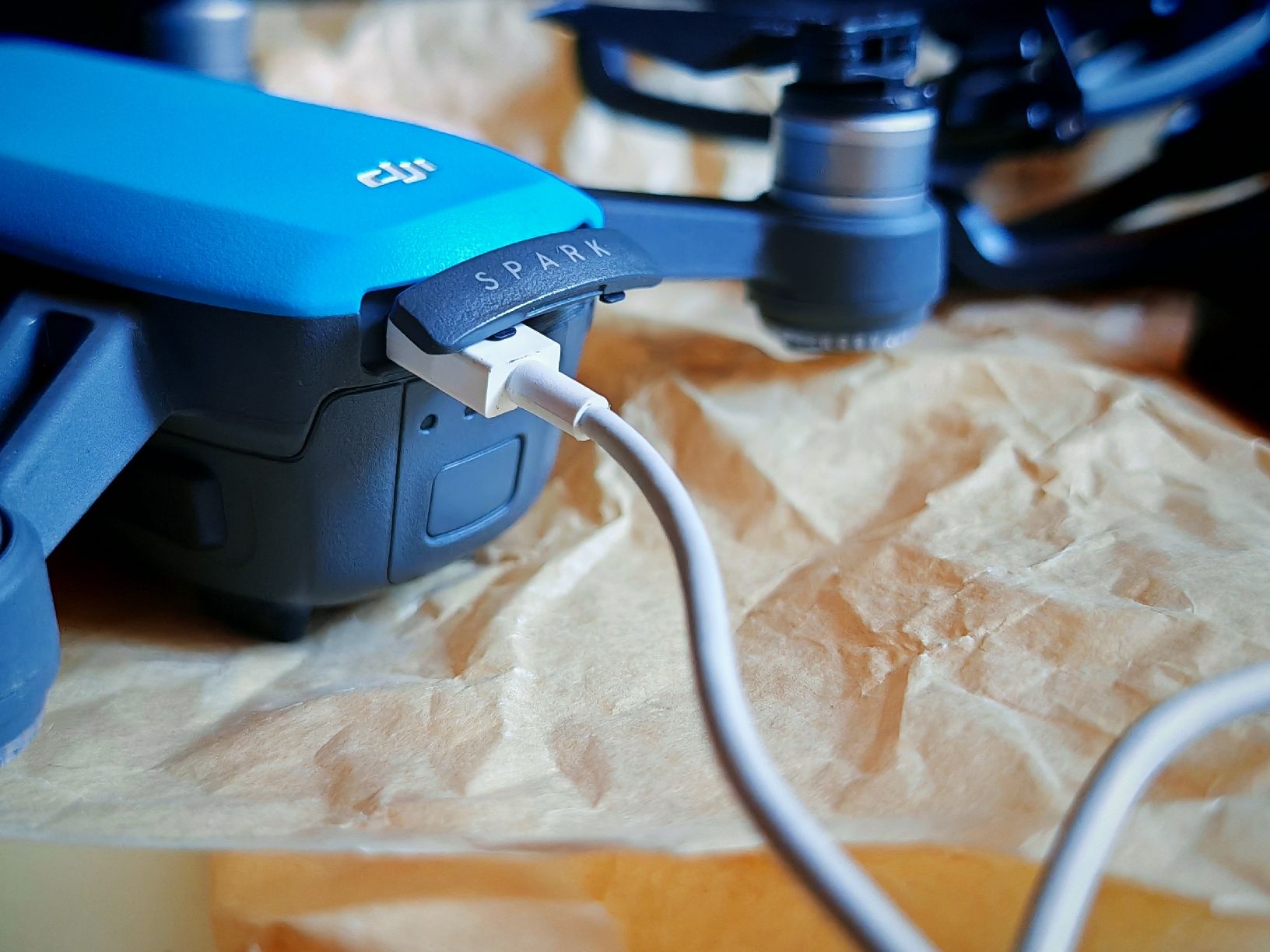 DJI RC Modellbau: DJI Spark Fly more Combo – Gebraucht aus Saxon von Menfinbon 2