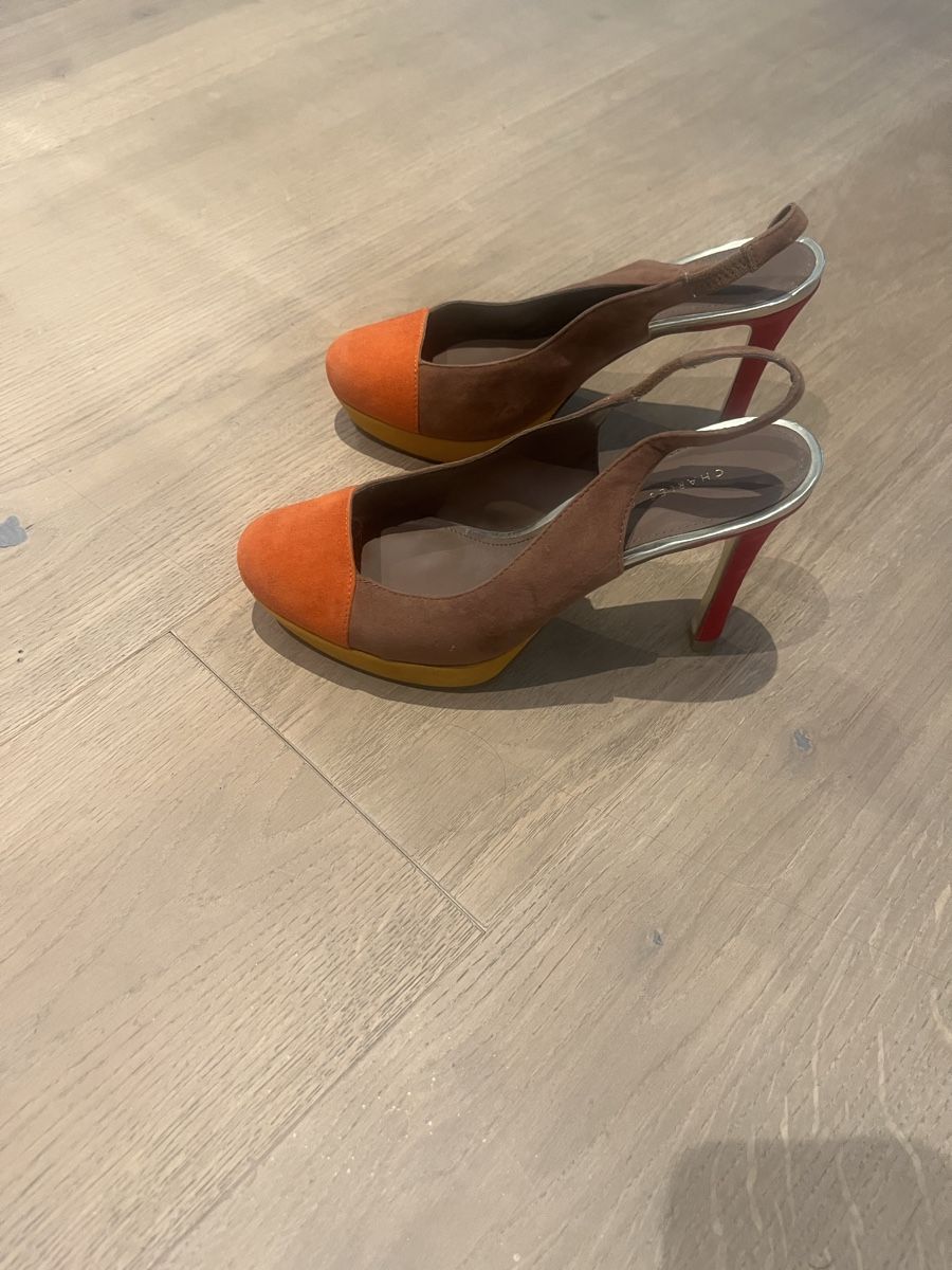 Scarpe da donna: Charles & Keith High Heels Size 36 – Nuovo (secondo la descrizione) da Kloten venduto da Sz.Cz11
