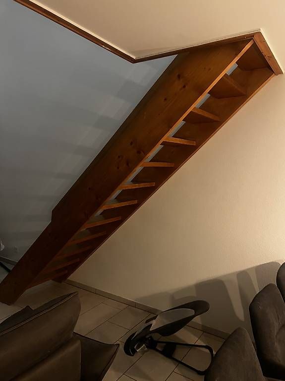 Treppen: Verkaufe Holztreppe – Gebraucht aus Fehraltorf von had_9lhx 1