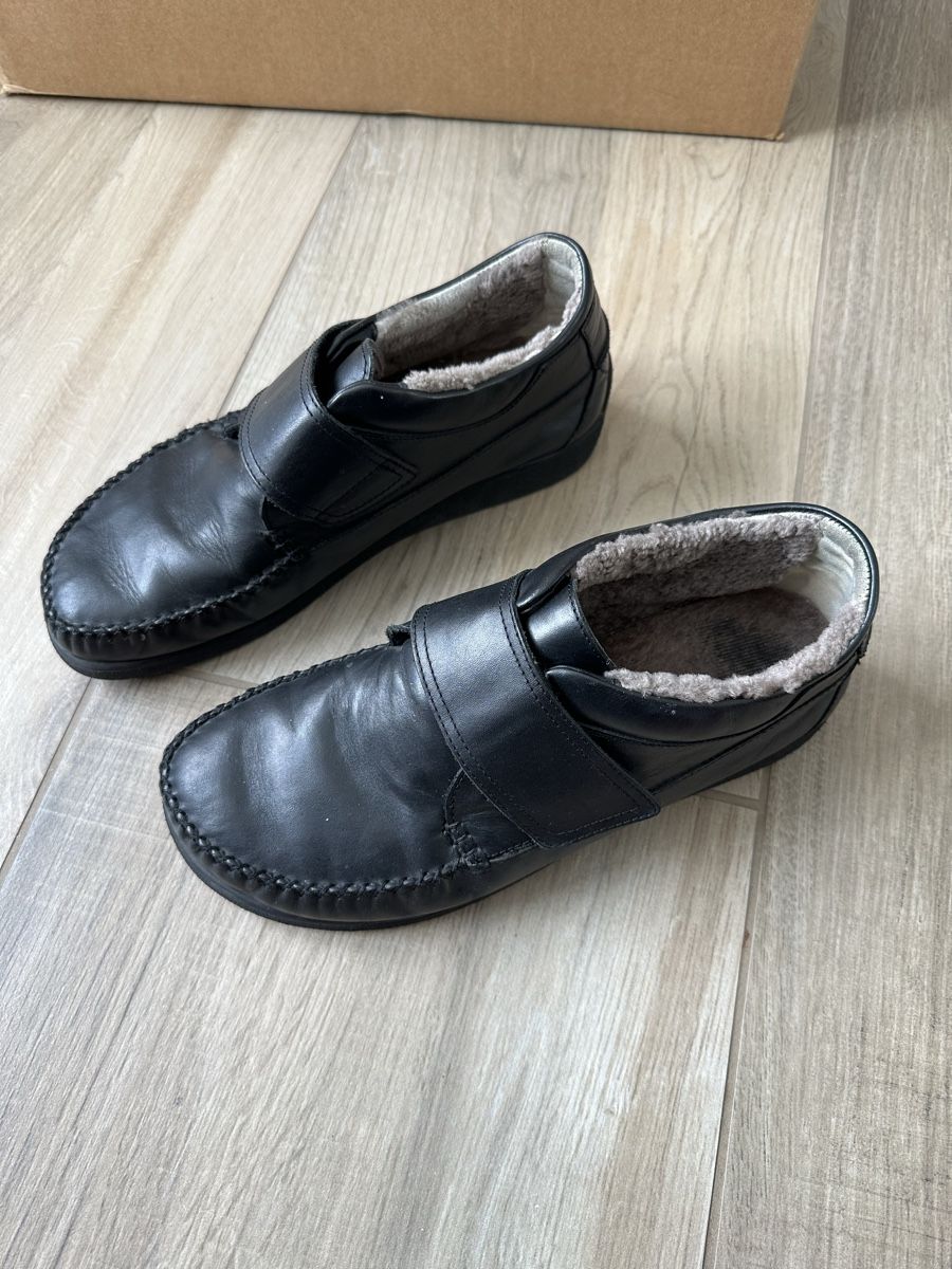 Helvesko Chaussures hommes: HELVESKO Herrenschuhe, Gr. 42 – D'occasion à Bürglen UR par Amdeko