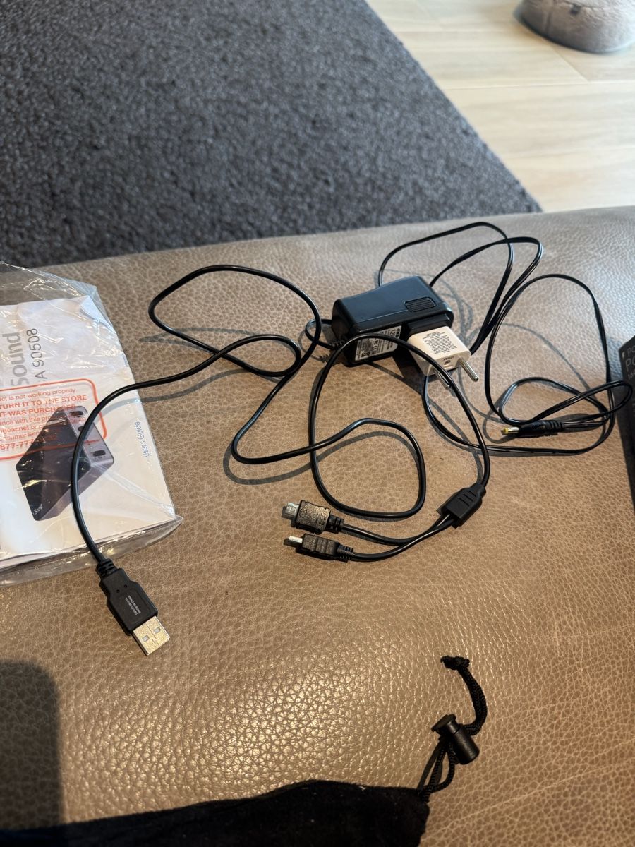 Caricatori & Batterie: Portable powermax backup battery – Usato da Münchenstein venduto da ArleneLM 5