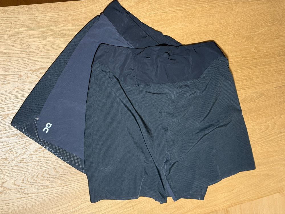 On Performance Laufbekleidung 4x T-Shirt 2x Short Herren XL 2