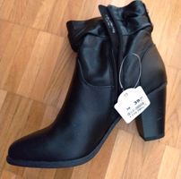 Stiefeletten aus schwarzem Leder - Grösse 36 -
