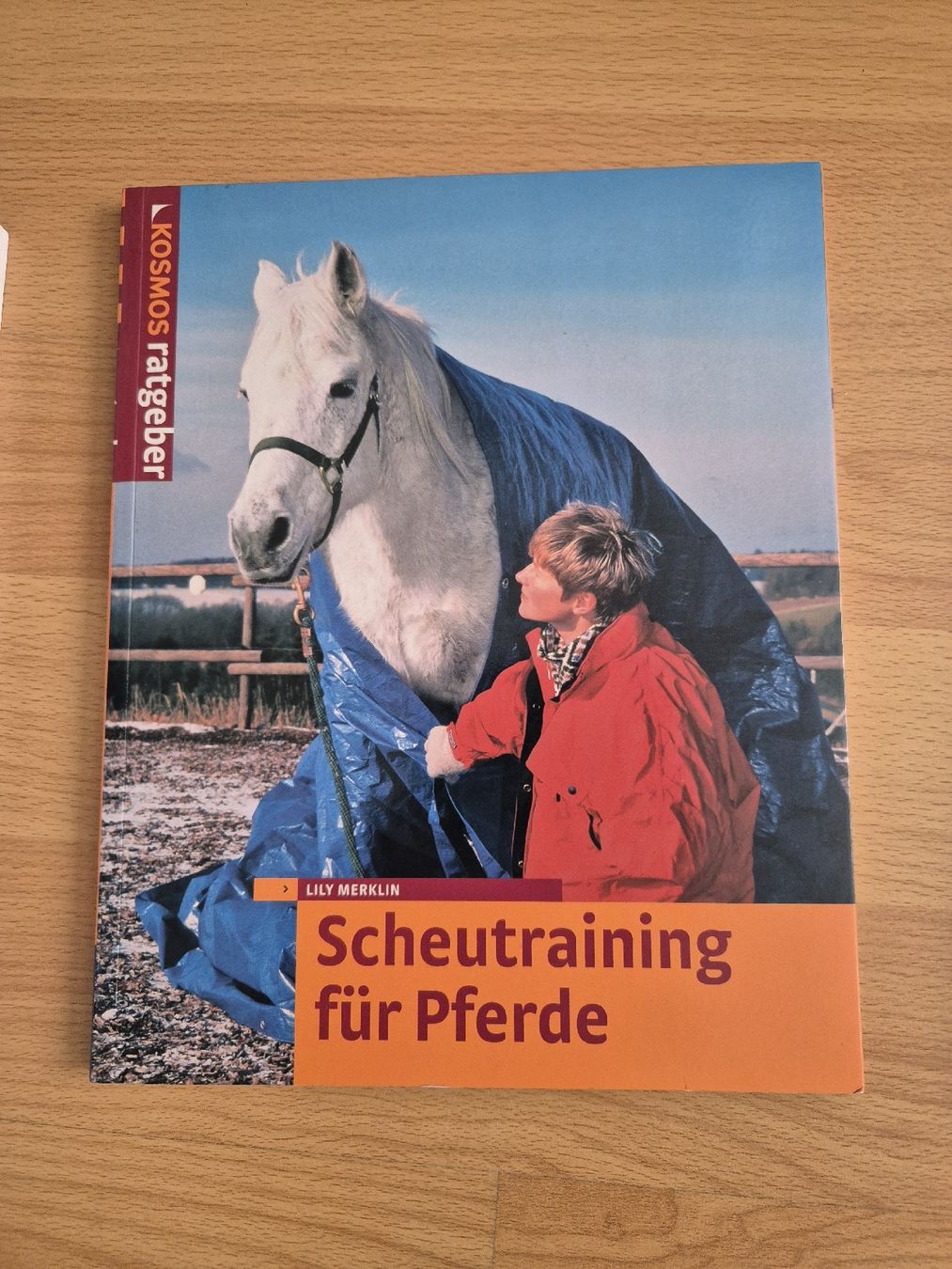 Briglie & Cavezze: Pferdefachbuch "Scheutraining für Pferde" – Nuovo (secondo la descrizione) da Meggen venduto da Orrinka20