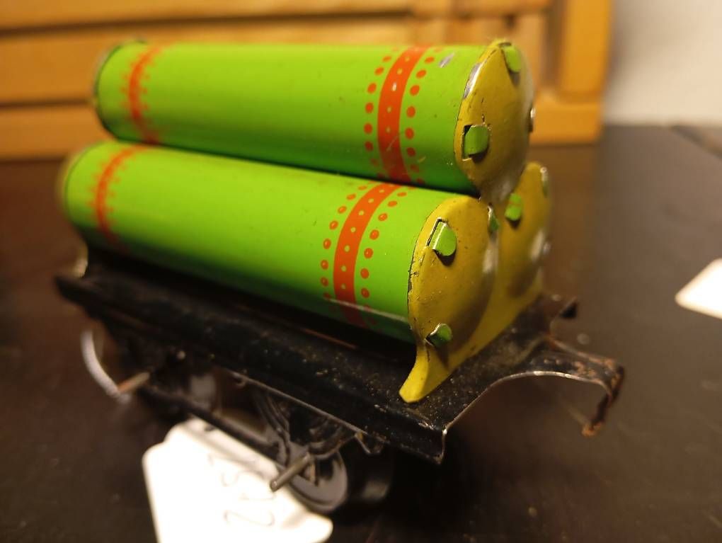 Modellini di ferrovie: Güterwagen/ Zisternenwagen – Usato da Basel venduto da Petergunn