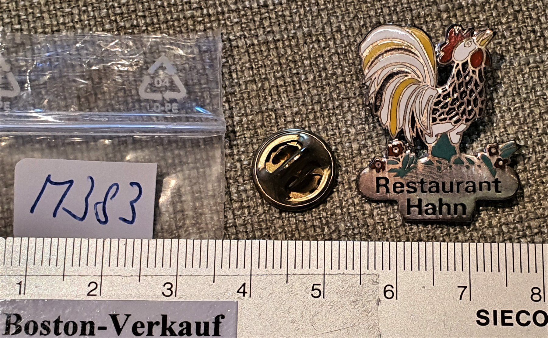 Placchette & Badge: M383 - Pin Feuerwehr Restaurant Hahn – Usato da Reinach BL venduto da Boston-Verkauf 1
