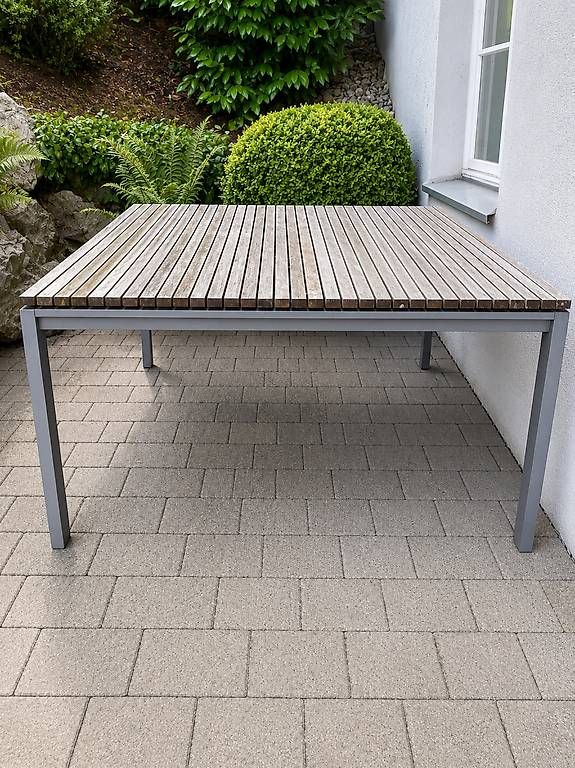 Tavoli: Gartentisch – Usato da Dussnang venduto da CorinaN02