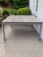 Gartentisch
