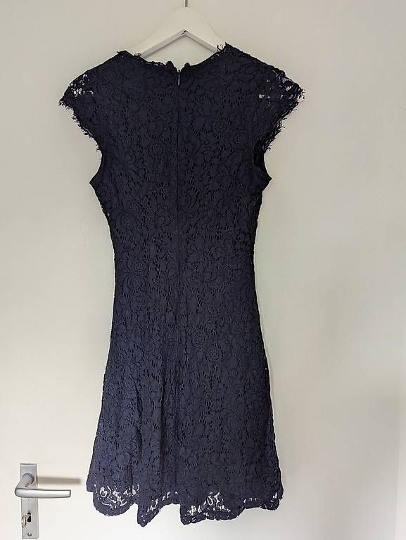 H&M Kleider: Festkleid H&M, 34 – Gebraucht aus Zollikofen von Debern_ 1