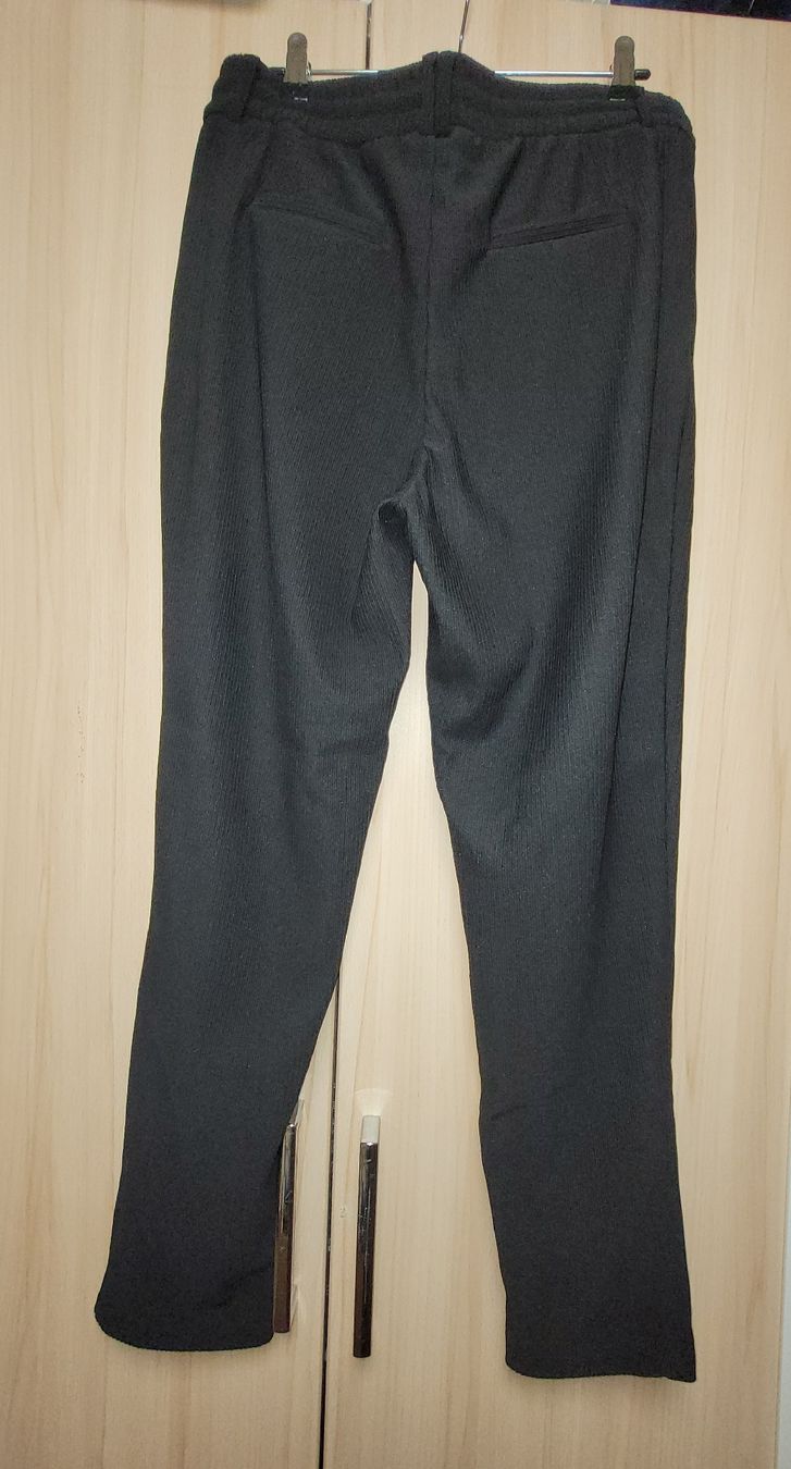 Zebra Hosen: Damenhose Gr. L schwarz – Neu (gemäss Beschreibung) aus Madiswil von Lentiggine 1