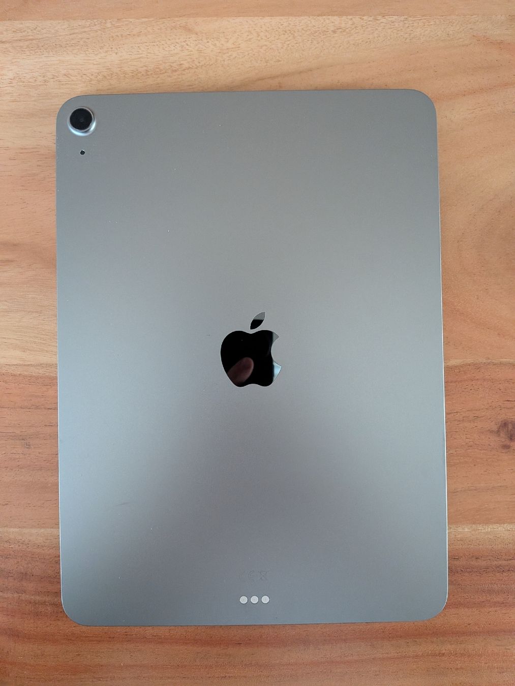 Apple Tablet PC: iPad Air 2025 - 128GB Bundle mit Pencil Pro & Logitech Hülle – Usato da Mollis venduto da HRSeventyOne 1