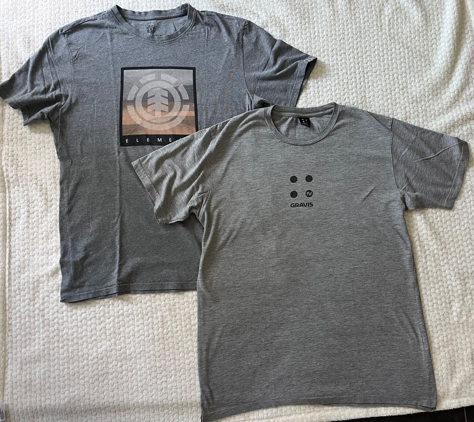 Lots de vêtements: Diverse Herren-T-Shirts, Hemden, Pullis – D'occasion à Ostermundigen par rfa_9p55 8
