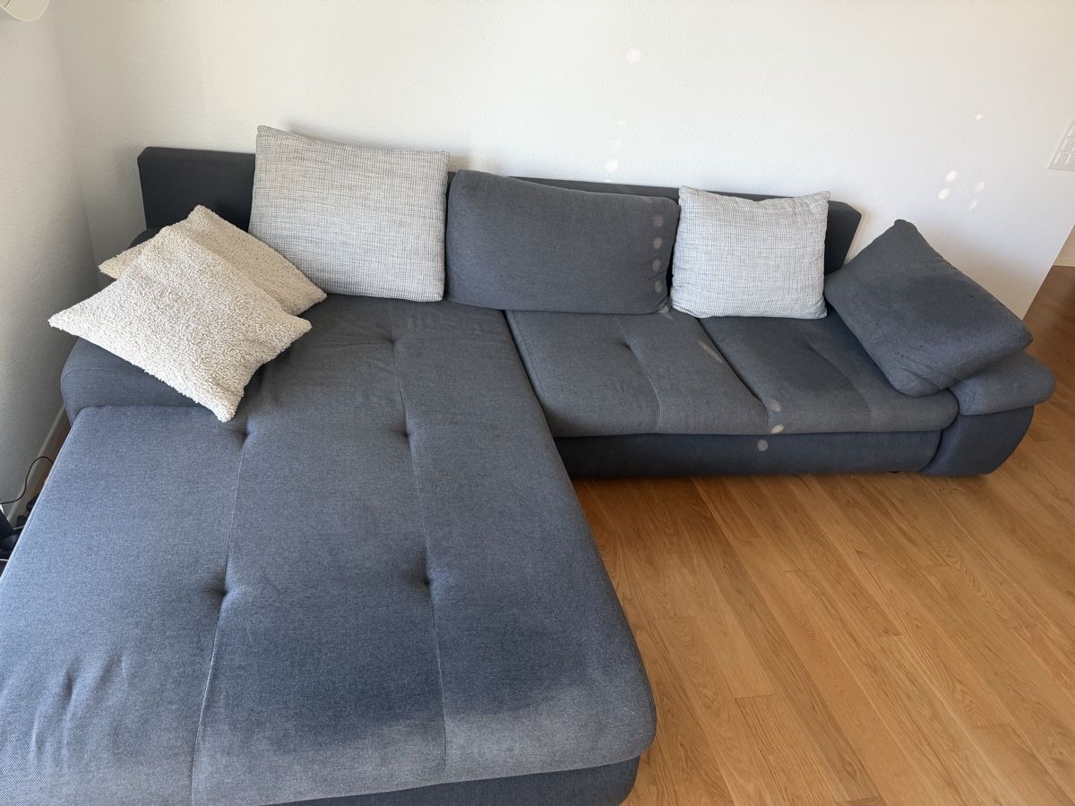 Sofas: Big Ecksofa grau aus Stoff  – D'occasion à Tägerwilen par aircanada83 3