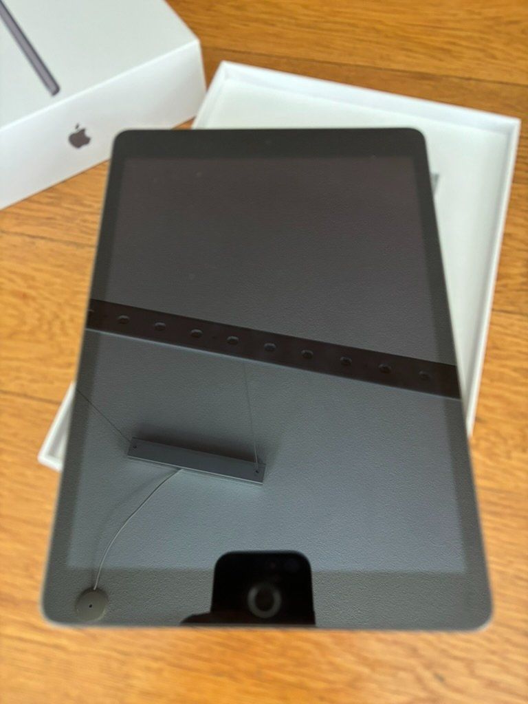Apple Tablet PC: iPad 9. Generation – Gebraucht aus Dielsdorf von iamscan