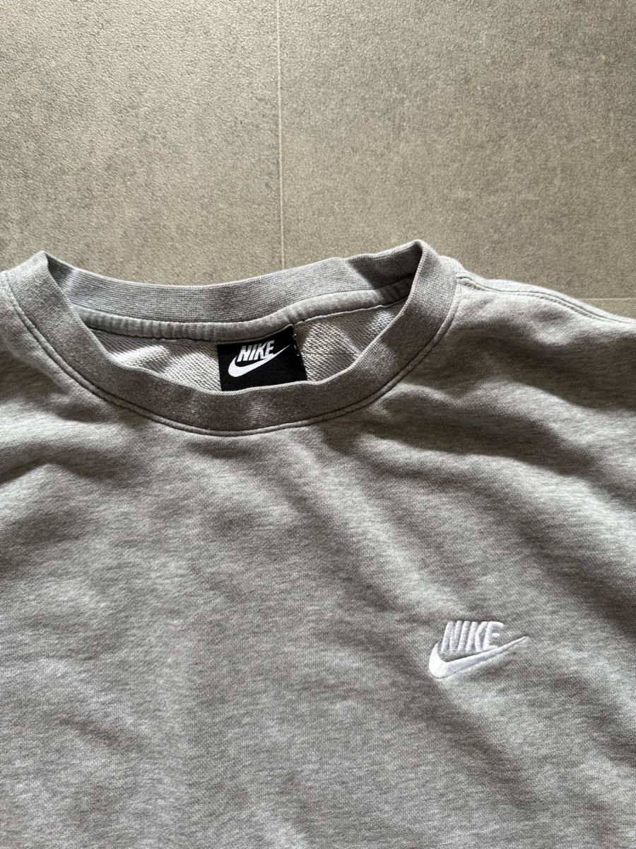 Nike Maglioni & Felpe: Nike Pullover grau Grösse XL  – Usato da Zürich venduto da ar.ba 1