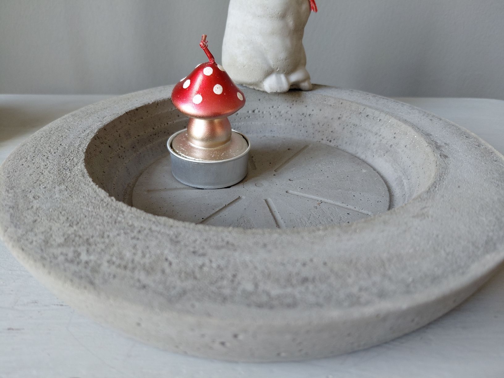 Tutte le decorazioni: Betonteller mit Maus – Nuovo (secondo la descrizione) da Wallisellen venduto da Muggeli1970 2