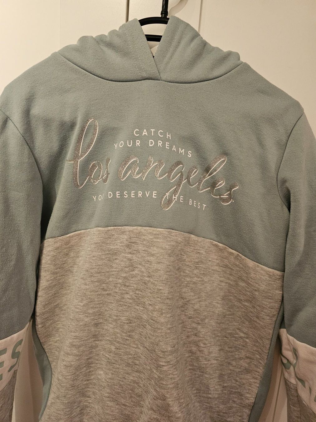 Pullover & Sweatshirts: Kapuzen Sweatshirt von "TAKKO" Gr. 176 – Gebraucht aus Münchenbuchsee von babilibern 1