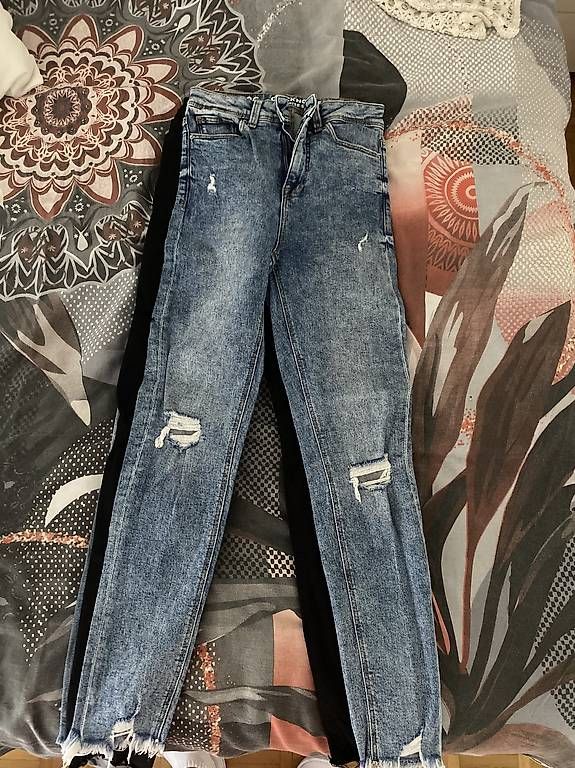 Jeans: Jeans ragazza 32/34 – Usato da Breganzona venduto da eva_b2fp